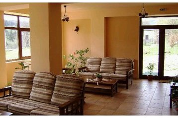 Rumunia Privát Lepşa, Zewnątrz